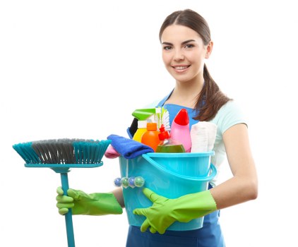 Local gutter cleaning service for a Queenspark property